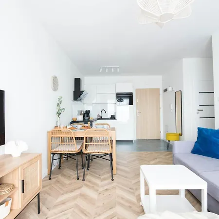 Zachodni Brzeg * 科沃布热格